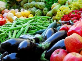 انخفاض البصل.. أسعار الخضروات والفاكهة اليوم الإثنين 17-1-2022