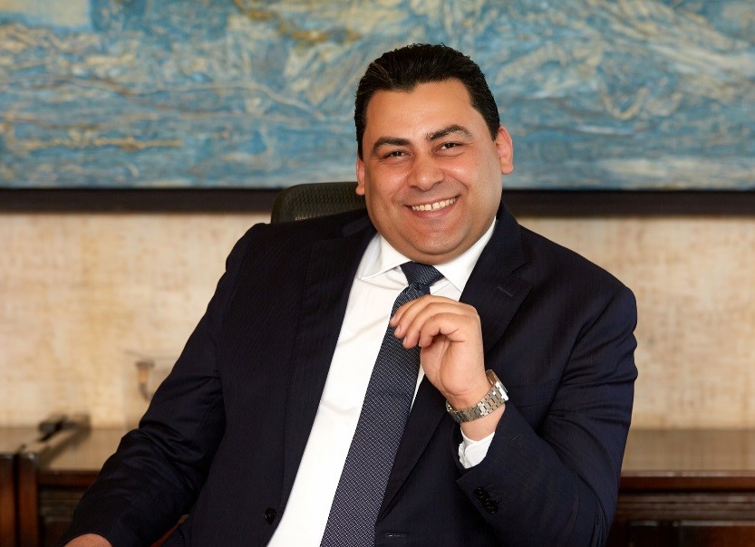 عادل حامد رئيس المصرية للاتصالات