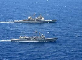 القوات البحرية المصرية والأمريكية تنفذان تدريبًا عابرًا فى نطاق الأسطول الجنوبى