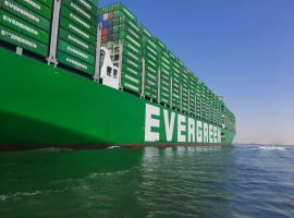 قناة السويس تشهد عبور «EVER ACE» أكبر سفينة حاويات فى العالم