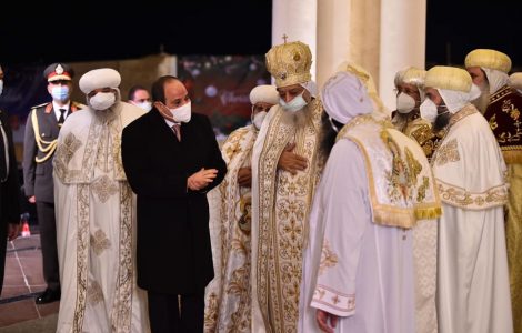 السيسي يقدم التهنئة إلى البابا تواضروس بمناسبة عيد الميلاد